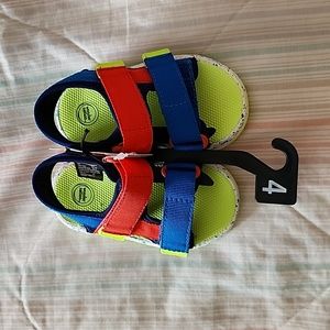 Wonder Nation Shoes Size 4